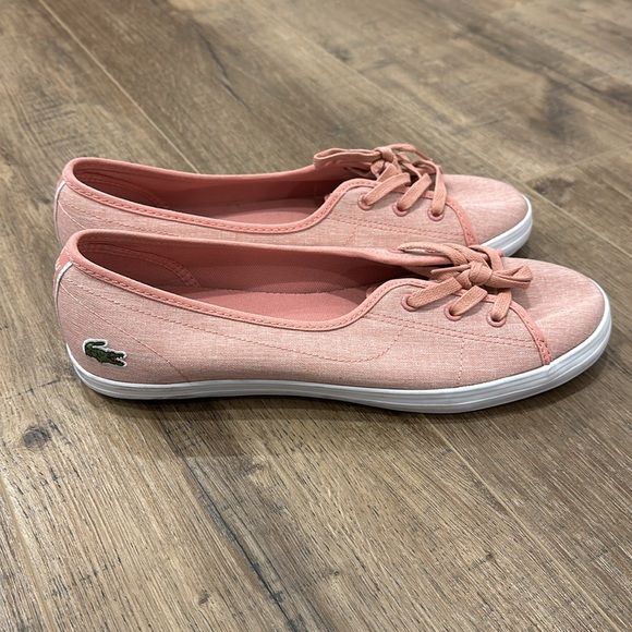 Lacoste pink sneakers, only worn once, like new. - Picture 2 of 5